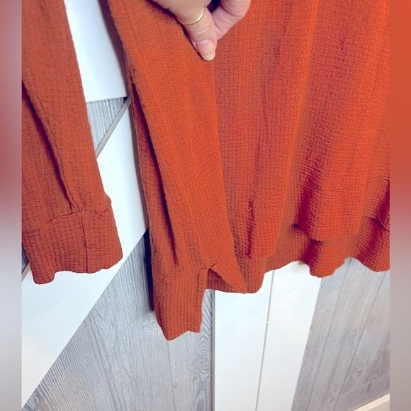 109. Adrianna Papell Rust Long Sleeve Lightweight Tunic XXL - Picture 2 of 4